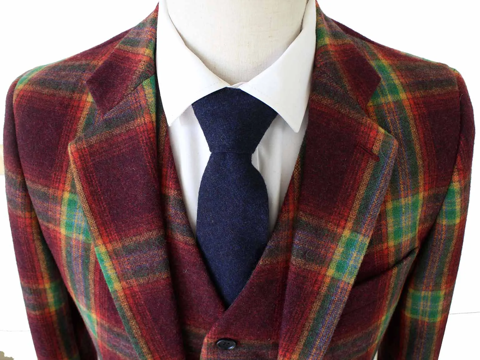 RAINBOW RED PLAID TWEED 3 PIECE SUIT